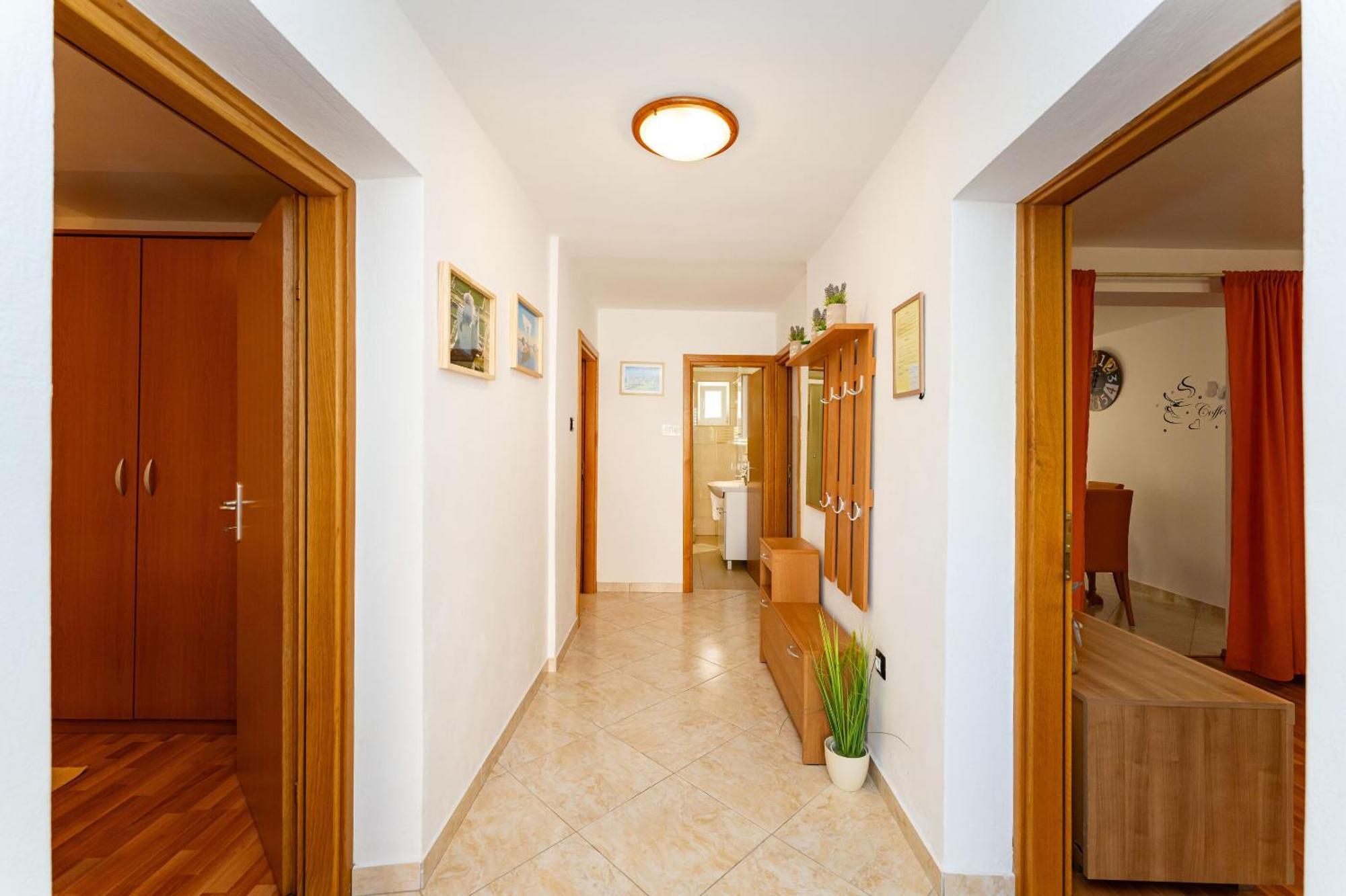 Apartments Nadica - Free Parking Нин Экстерьер фото