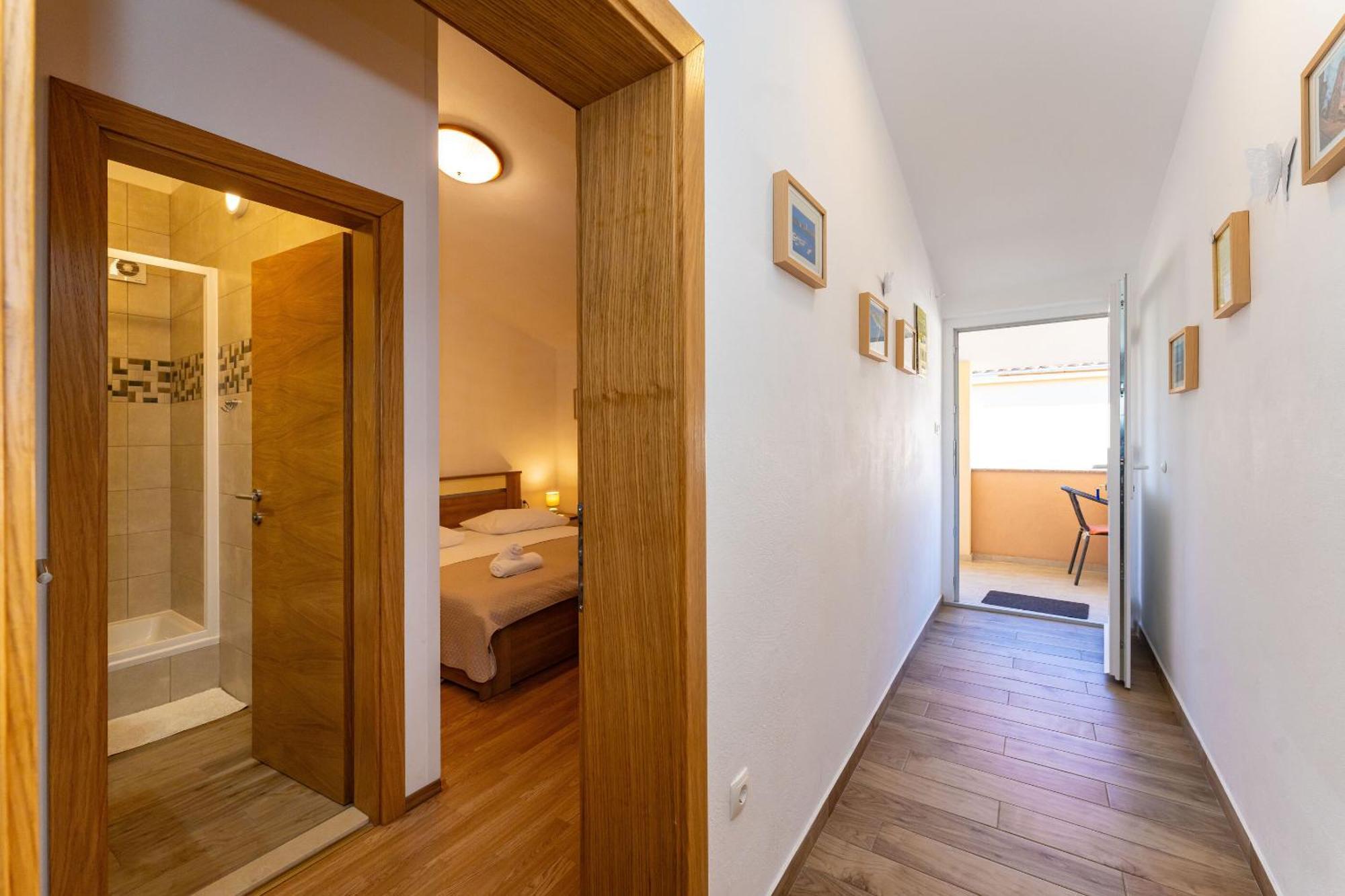 Apartments Nadica - Free Parking Нин Экстерьер фото