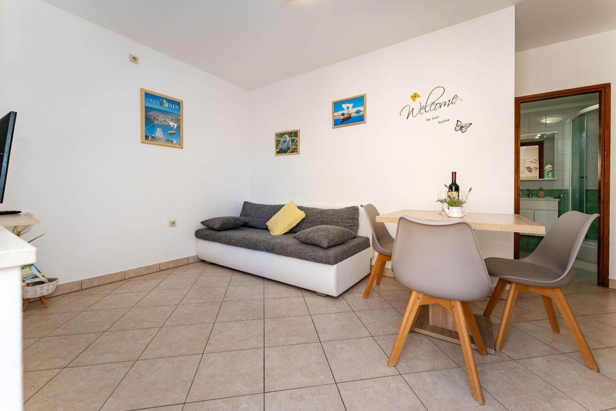 Apartments Nadica - Free Parking Нин Экстерьер фото